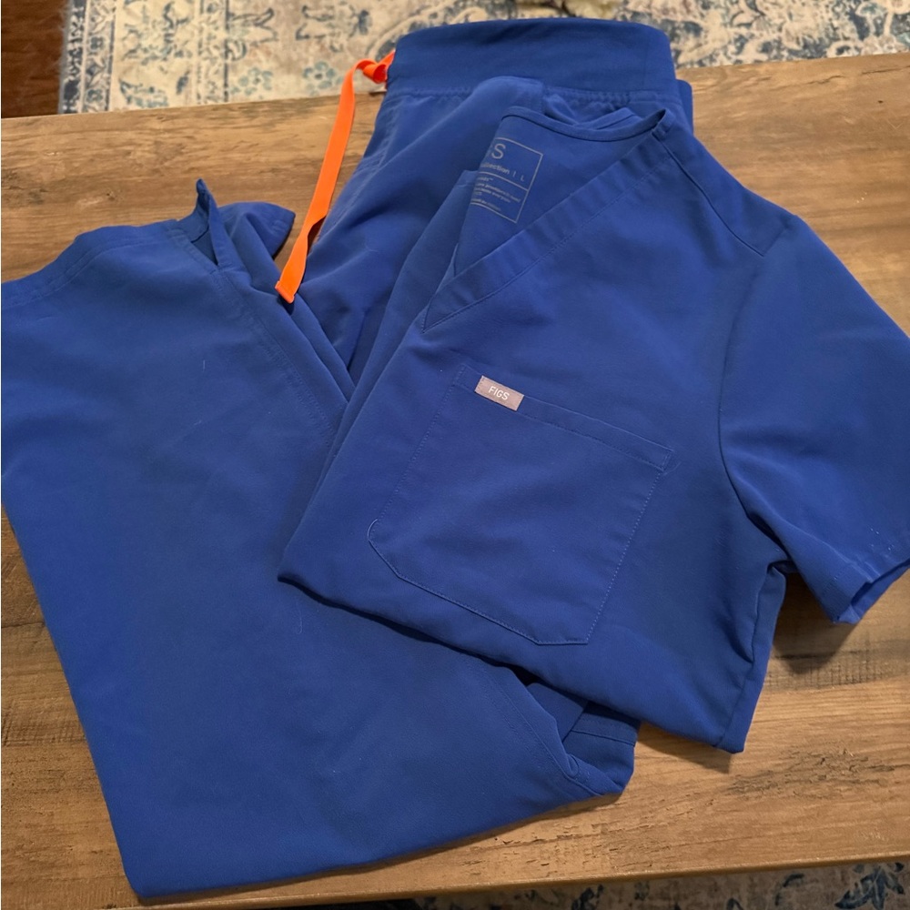 Figs Women's Blue Scrub Set